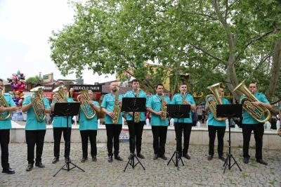 B&uuml;y&uuml;kşehir bandosundan bahar konserleri
