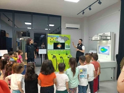 B&uuml;y&uuml;kşehir Belediyesi, &ccedil;ocukları bilim ve &ccedil;evreyle buluşturdu
