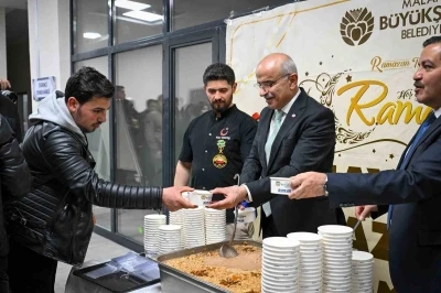 B&uuml;y&uuml;kşehir Belediyesi&rsquo;nden &uuml;niversite &ouml;ğrencilerine &ouml;zel etkinlik
