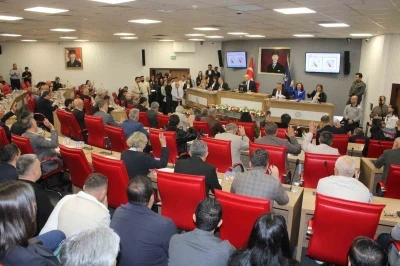 B&uuml;y&uuml;kşehir&rsquo;de o isimler yine kadınlardan oluştu
