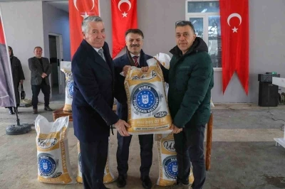 B&uuml;y&uuml;kşehir&rsquo;de &uuml;reticiye fidan ve tohum desteği
