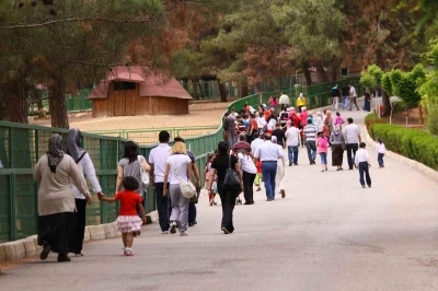 B&uuml;y&uuml;kşehir&rsquo;den 23 Nisan&rsquo;da &ouml;ğretmen ve &ouml;ğrencilere anlamlı jest
