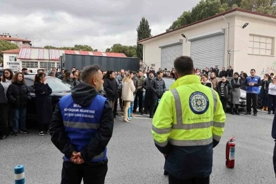 B&uuml;y&uuml;kşehir&rsquo;den afetlere hazırlık i&ccedil;in "Tehlike Avı" ve deprem tatbikatı

