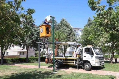 Büyükşehir’den parklara kameralı güvenlik ve ücretsiz internet
