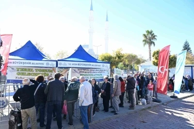 Büyükşehir’in ata tohumları Didim’de dağıtıldı
