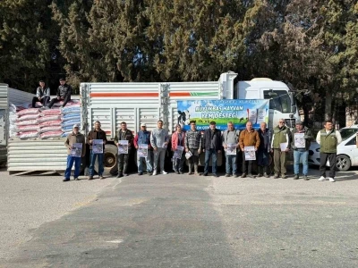 B&uuml;y&uuml;kşehir&rsquo;in yem desteği Sultanhisar&rsquo;da &uuml;reticilerle buluştu
