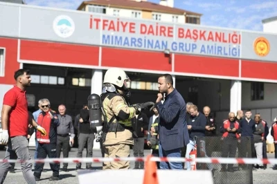 Büyükşehir itfaiyesinden lityum iyon batarya yangın tatbikatı
