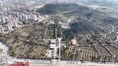 B&uuml;y&uuml;kşehir, kabristanları bayram ziyaretine hazırladı
