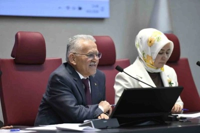 B&uuml;y&uuml;kşehir Meclisi&rsquo;nde Camikebir Suri&ccedil;i&rsquo;ndeki tarihi kalıntılar i&ccedil;in &ouml;nemli karar
