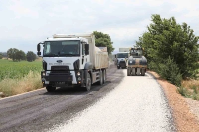 B&uuml;y&uuml;kşehir, Nil&uuml;er&rsquo;de yolları yeniliyor
