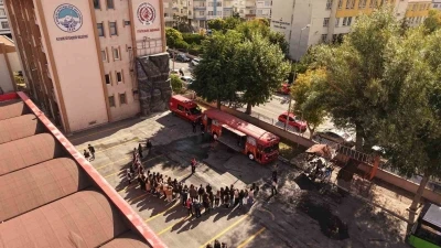 Büyükşehirden öğrencilere afet risklerini azaltma ve afetlere karşı hazırlık eğitimi
