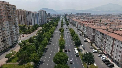 Büyükşehirin 20 milyon TL’lik yatırımla yenilediği havalimanı yoluna vatandaşlardan tam not
