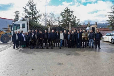 B&uuml;y&uuml;kşehirle kırsal b&uuml;y&uuml;yor, &ccedil;ift&ccedil;i g&uuml;&ccedil;leniyor
