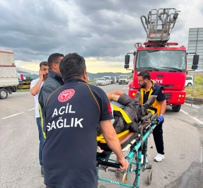 &Ccedil;aldıran&rsquo;da trafik kazası: 3 yaralı
