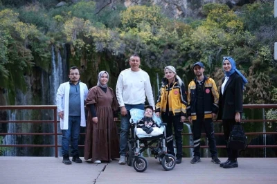 Cam kemik hastası çocuğun hayalini sağlık ekipleri gerçekleştirdi
