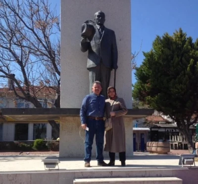 Cam silerken birinci kattan düşen kadın hayatını kaybetti
