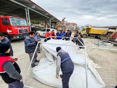 &Ccedil;ameli Belediyesi Yerel Destek Ekibine AFAD&rsquo;dan &ccedil;adır kurma eğitimi verildi
