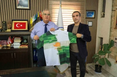 Çameli Belediyesinden Çameli Meslek Yüksekokulu Takımına tam destek
