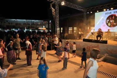 Çameli’nde festival coşkusu Uğur Önür ile yaşandı
