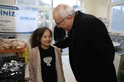 &Ccedil;ameli&rsquo;nin Sarıkavak Mahallesi&rsquo;nde Ramazan bereketi iftar sofrasında paylaşıldı
