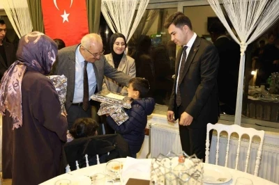 &Ccedil;ameli protokol&uuml; şehit ve gazi aileleriyle iftar sofrasında buluştu
