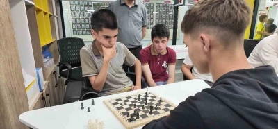 &Ccedil;amelili &ouml;ğrenciler Azerbaycanlı kardeşleriyle buluştu
