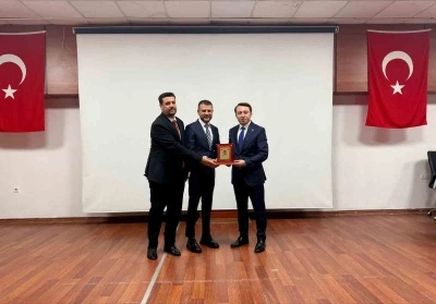 Camiler ve Din Görevlileri Haftasında Başkan Seydaoğlu’na plaket
