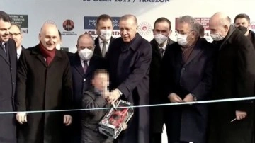Can Ataklı&rsquo;dan dikkat &ccedil;eken Erdoğan ve sans&uuml;r yazısı! &lsquo;Tıpkı camideki konuşmasındaki gibi&hellip;&rsquo;