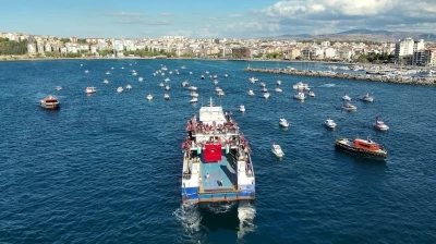Çanakkale Boğazı’nda Sumud Filosu’na destek turu

