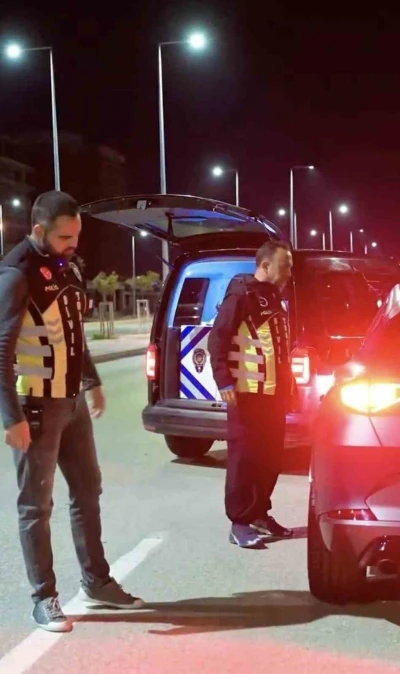 &Ccedil;anakkale&rsquo;de 40 ara&ccedil; trafikten men edildi
