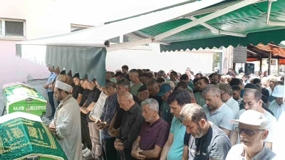 Çanakkale’de 6 kişinin öldüğü kazada Oktay Çelik ve Remzi Şen son yolculuğuna uğurlandı
