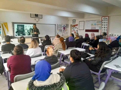 &Ccedil;anakkale&rsquo;de 65 bin 257 vatandaşa uyuşturucuyla m&uuml;cadeleye y&ouml;nelik farkındalık eğitimi
