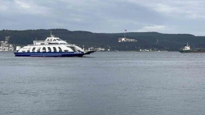 &Ccedil;anakkale&rsquo;de ada seferlerine fırtına engeli
