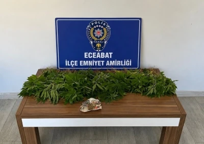 &Ccedil;anakkale&rsquo;de farklı su&ccedil;lardan aranması olan 8 ş&uuml;pheli yakalandı
