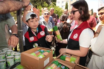 &Ccedil;anakkale&rsquo;de miniklerle D&uuml;nya S&uuml;t G&uuml;n&uuml; kutlaması
