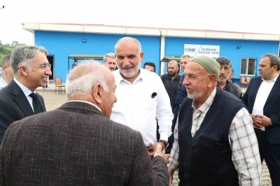 Canik Belediyesi Kurban Pazarı&rsquo;na yoğun ilgi
