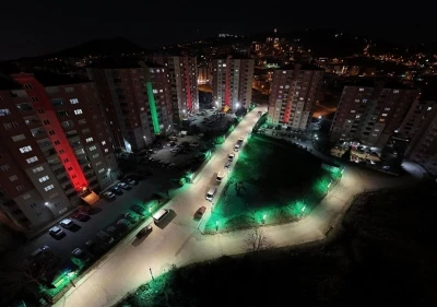 Canik Belediyesi sokaklarda aydınlatma &ccedil;alışmalarına devam ediyor
