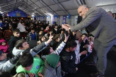 Canik&rsquo;te mahalleler şenlendi, Ramazan sevinci paylaşıldı
