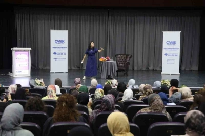 Canik&rsquo;te "Geleneksel Y&ouml;ntemlerle Kadim Şifanın İzinde" Konferansı
