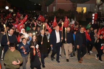 Canik&rsquo;te Ramazan&rsquo;ın gelişi fener alayıyla karşılandı
