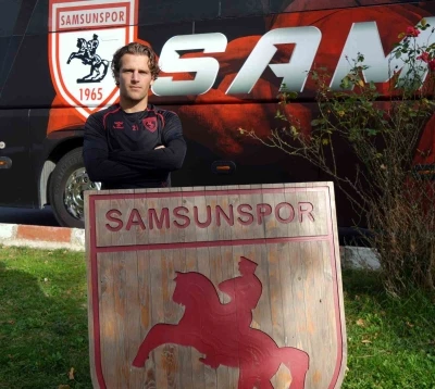 Carlo Holse: &quot;Danimarka ile Dünya Kupası’nda boy göstermek isterim&quot;
