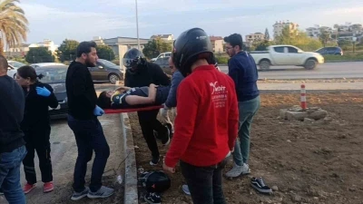 &Ccedil;arpmanın etkisiyle 20 metre fırlayıp ref&uuml;jdeki toprağa d&uuml;ş&uuml;p hayata tutundular: 2 yaralı
