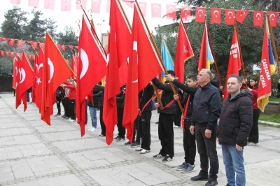 &Ccedil;arşamba&rsquo;da 18 Mart &Ccedil;anakkale şehitleri anıldı
