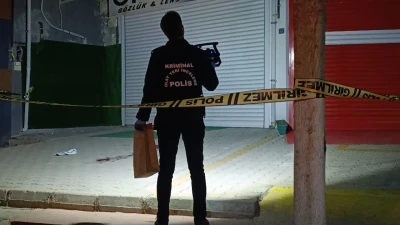 Çatıdan düşen çocuk ağır yaralandı
