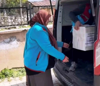 &Ccedil;avdarhisar SYDV gıda yardım paketlerini ihtiya&ccedil; sahiplerine ulaştırdı
