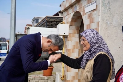 &Ccedil;aycuma Kaymakamı Adem Kaya şehit ve gazi ailelerini ziyaret etti
