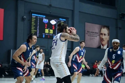 &Ccedil;ayırova Belediyesi, sahasında Finalspor&rsquo;u 87-81 yendi

