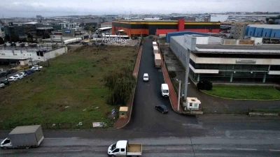 &Ccedil;ayırova&rsquo;da hal binasına ulaşım g&uuml;&ccedil;lendirildi
