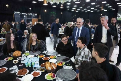 &Ccedil;ayırova&rsquo;da YKS &uuml;cretlerini belediye karşılayacak
