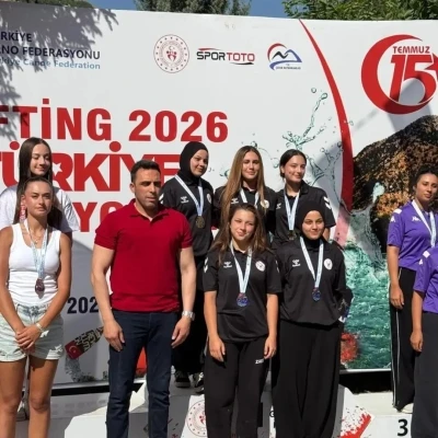 &Ccedil;ekerek Kano Takımı T&uuml;rkiye şampiyonu oldu
